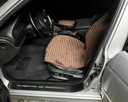 Серый БМВ 5 Серия, объемом двигателя 2.9 л и пробегом 348 тыс. км за 8000 $, фото 7 на Automoto.ua