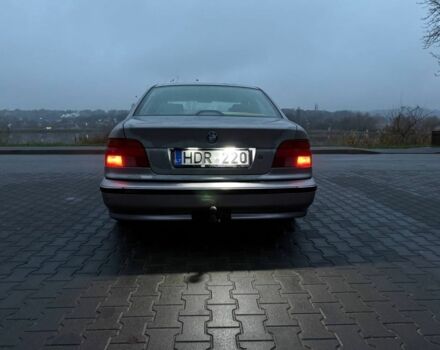 Серый БМВ 5 Серия, объемом двигателя 3 л и пробегом 350 тыс. км за 2500 $, фото 4 на Automoto.ua