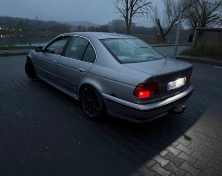 Серый БМВ 5 Серия, объемом двигателя 3 л и пробегом 350 тыс. км за 2500 $, фото 3 на Automoto.ua