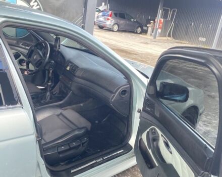 Серый БМВ 5 Серия, объемом двигателя 2 л и пробегом 305 тыс. км за 4900 $, фото 4 на Automoto.ua