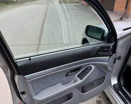 Серый БМВ 5 Серия, объемом двигателя 2.2 л и пробегом 288 тыс. км за 6200 $, фото 6 на Automoto.ua