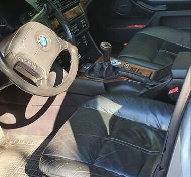 Сірий БМВ 5 Серія, об'ємом двигуна 2 л та пробігом 350 тис. км за 6200 $, фото 15 на Automoto.ua