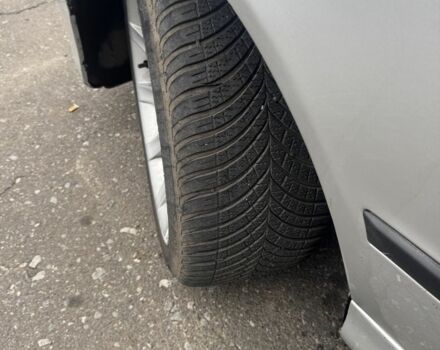 Серый БМВ 5 Серия, объемом двигателя 2.2 л и пробегом 333 тыс. км за 3500 $, фото 5 на Automoto.ua