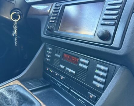 Серый БМВ 5 Серия, объемом двигателя 2.9 л и пробегом 300 тыс. км за 3500 $, фото 18 на Automoto.ua