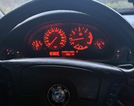 Серый БМВ 5 Серия, объемом двигателя 0 л и пробегом 320 тыс. км за 3200 $, фото 5 на Automoto.ua