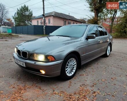 Серый БМВ 5 Серия, объемом двигателя 2 л и пробегом 440 тыс. км за 5950 $, фото 4 на Automoto.ua