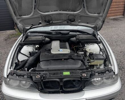 Сірий БМВ 5 Серія, об'ємом двигуна 2.5 л та пробігом 300 тис. км за 2350 $, фото 13 на Automoto.ua