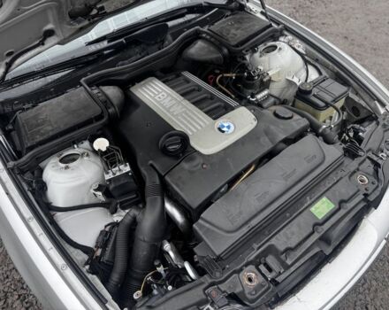 Сірий БМВ 5 Серія, об'ємом двигуна 2.5 л та пробігом 300 тис. км за 2350 $, фото 11 на Automoto.ua