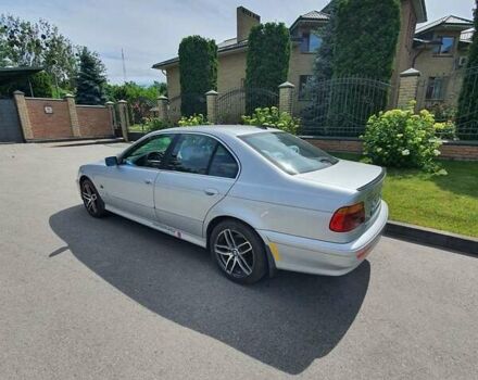 Сірий БМВ 5 Серія, об'ємом двигуна 2 л та пробігом 350 тис. км за 6200 $, фото 1 на Automoto.ua