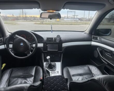 Серый БМВ 5 Серия, объемом двигателя 2.2 л и пробегом 333 тыс. км за 3500 $, фото 7 на Automoto.ua