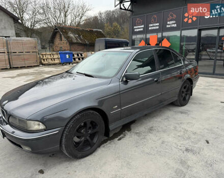 Серый БМВ 5 Серия, объемом двигателя 3 л и пробегом 320 тыс. км за 5550 $, фото 1 на Automoto.ua