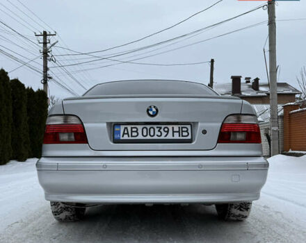Серый БМВ 5 Серия, объемом двигателя 3 л и пробегом 298 тыс. км за 8800 $, фото 5 на Automoto.ua