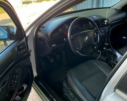 Серый БМВ 5 Серия, объемом двигателя 2.5 л и пробегом 319 тыс. км за 6300 $, фото 1 на Automoto.ua