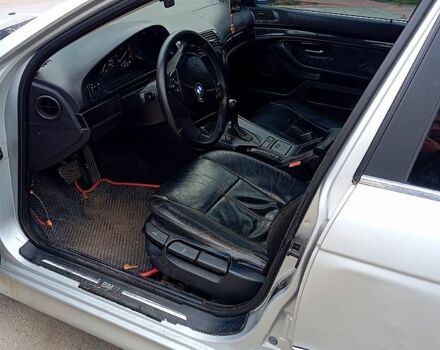Сірий БМВ 5 Серія, об'ємом двигуна 3 л та пробігом 316 тис. км за 5300 $, фото 4 на Automoto.ua
