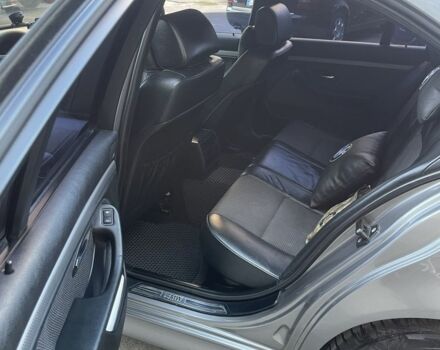 Серый БМВ 5 Серия, объемом двигателя 3 л и пробегом 318 тыс. км за 6850 $, фото 15 на Automoto.ua