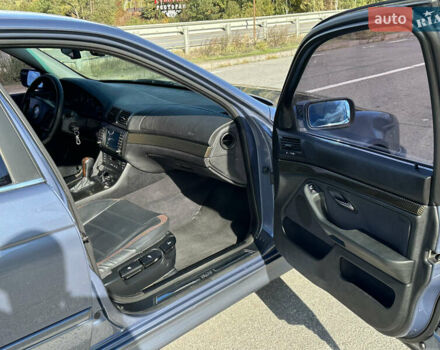 Серый БМВ 5 Серия, объемом двигателя 3 л и пробегом 316 тыс. км за 8000 $, фото 8 на Automoto.ua