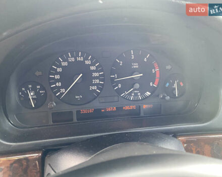 Серый БМВ 5 Серия, объемом двигателя 2.5 л и пробегом 330 тыс. км за 7500 $, фото 8 на Automoto.ua