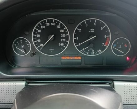 Серый БМВ 5 Серия, объемом двигателя 2 л и пробегом 460 тыс. км за 5300 $, фото 4 на Automoto.ua