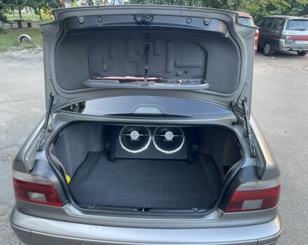 Серый БМВ 5 Серия, объемом двигателя 3 л и пробегом 318 тыс. км за 6850 $, фото 13 на Automoto.ua