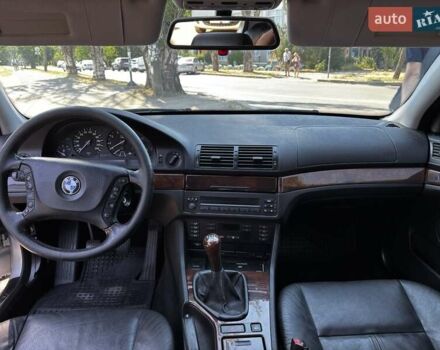 Сірий БМВ 5 Серія, об'ємом двигуна 4.4 л та пробігом 350 тис. км за 8400 $, фото 4 на Automoto.ua
