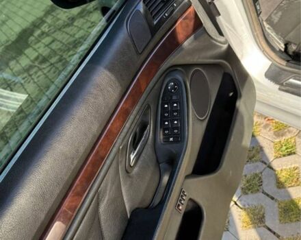 Серый БМВ 5 Серия, объемом двигателя 3 л и пробегом 380 тыс. км за 5899 $, фото 16 на Automoto.ua