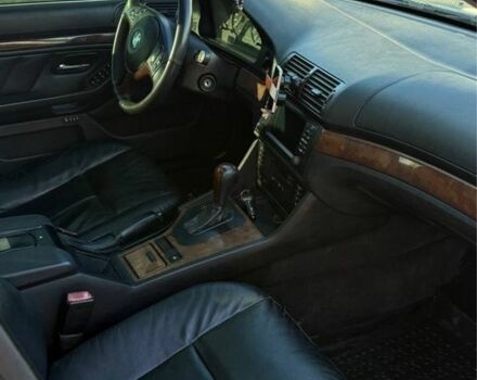 Серый БМВ 5 Серия, объемом двигателя 3 л и пробегом 380 тыс. км за 5899 $, фото 14 на Automoto.ua