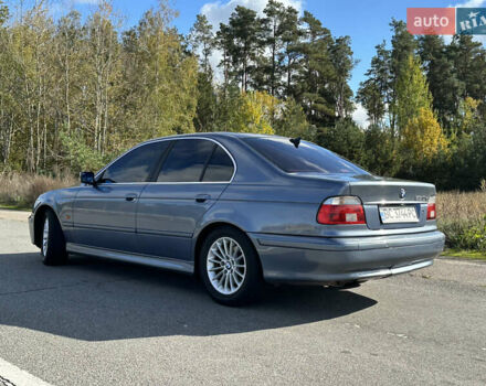 Серый БМВ 5 Серия, объемом двигателя 3 л и пробегом 316 тыс. км за 8000 $, фото 3 на Automoto.ua