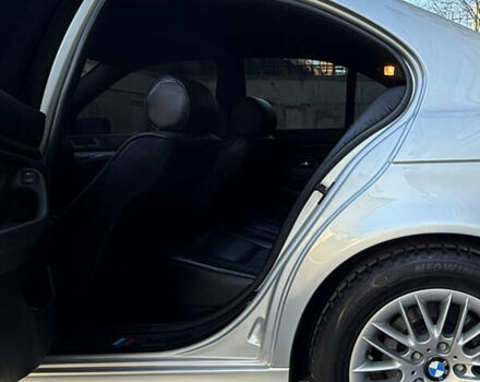 Серый БМВ 5 Серия, объемом двигателя 3 л и пробегом 298 тыс. км за 9300 $, фото 14 на Automoto.ua