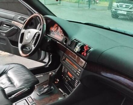 Серый БМВ 5 Серия, объемом двигателя 2.93 л и пробегом 380 тыс. км за 6500 $, фото 11 на Automoto.ua