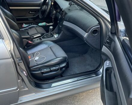 Серый БМВ 5 Серия, объемом двигателя 3 л и пробегом 318 тыс. км за 6850 $, фото 11 на Automoto.ua