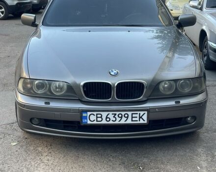 Серый БМВ 5 Серия, объемом двигателя 3 л и пробегом 318 тыс. км за 6850 $, фото 1 на Automoto.ua