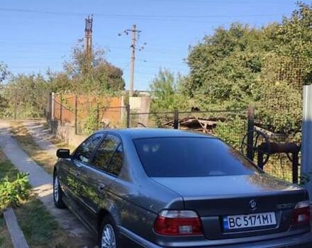 Серый БМВ 5 Серия, объемом двигателя 3 л и пробегом 390 тыс. км за 6500 $, фото 2 на Automoto.ua