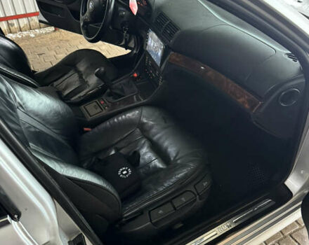 Сірий БМВ 5 Серія, об'ємом двигуна 2.93 л та пробігом 341 тис. км за 5400 $, фото 30 на Automoto.ua