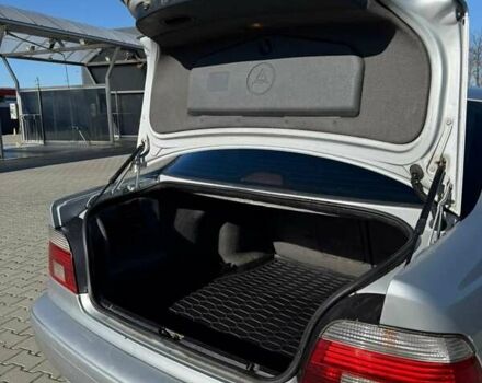 Серый БМВ 5 Серия, объемом двигателя 3 л и пробегом 425 тыс. км за 5500 $, фото 12 на Automoto.ua