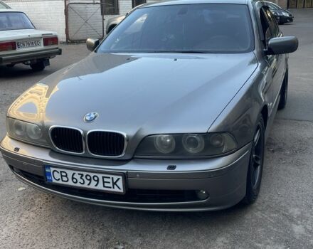 Серый БМВ 5 Серия, объемом двигателя 3 л и пробегом 318 тыс. км за 6850 $, фото 2 на Automoto.ua