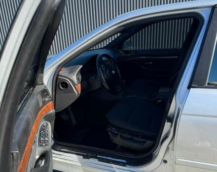 Серый БМВ 5 Серия, объемом двигателя 3 л и пробегом 425 тыс. км за 5500 $, фото 4 на Automoto.ua