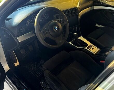 Серый БМВ 5 Серия, объемом двигателя 2.5 л и пробегом 335 тыс. км за 4500 $, фото 4 на Automoto.ua
