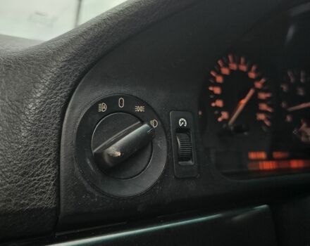 Сірий БМВ 5 Серія, об'ємом двигуна 2.2 л та пробігом 360 тис. км за 4900 $, фото 10 на Automoto.ua