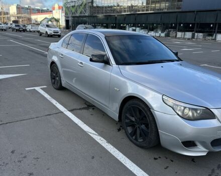 Серый БМВ 5 Серия, объемом двигателя 3 л и пробегом 317 тыс. км за 7800 $, фото 1 на Automoto.ua