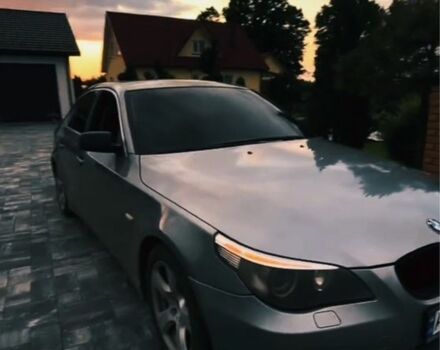 Серый БМВ 5 Серия, объемом двигателя 3 л и пробегом 368 тыс. км за 4100 $, фото 2 на Automoto.ua