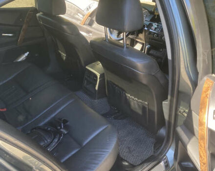 Серый БМВ 5 Серия, объемом двигателя 2.99 л и пробегом 381 тыс. км за 7850 $, фото 12 на Automoto.ua