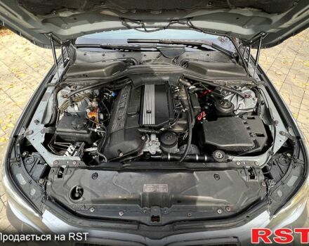 Серый БМВ 5 Серия, объемом двигателя 3 л и пробегом 250 тыс. км за 8950 $, фото 7 на Automoto.ua