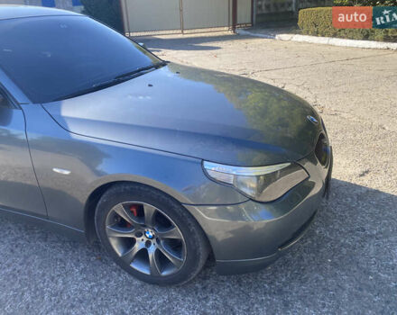 Серый БМВ 5 Серия, объемом двигателя 2.99 л и пробегом 381 тыс. км за 7850 $, фото 6 на Automoto.ua