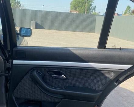 Сірий БМВ 5 Серія, об'ємом двигуна 2 л та пробігом 233 тис. км за 4400 $, фото 7 на Automoto.ua