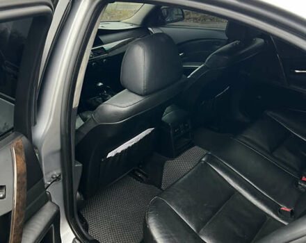 Сірий БМВ 5 Серія, об'ємом двигуна 3 л та пробігом 333 тис. км за 7500 $, фото 10 на Automoto.ua