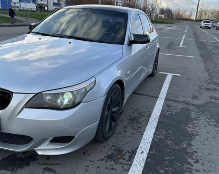 Серый БМВ 5 Серия, объемом двигателя 3 л и пробегом 317 тыс. км за 7800 $, фото 4 на Automoto.ua