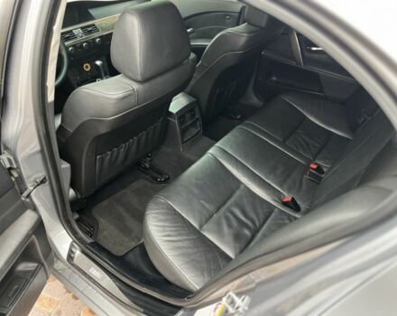 Сірий БМВ 5 Серія, об'ємом двигуна 3 л та пробігом 130 тис. км за 4700 $, фото 5 на Automoto.ua