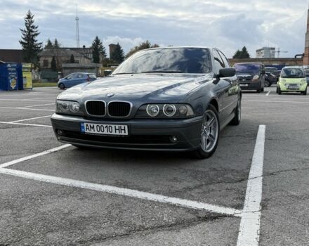 Серый БМВ 5 Серия, объемом двигателя 3 л и пробегом 370 тыс. км за 8500 $, фото 1 на Automoto.ua