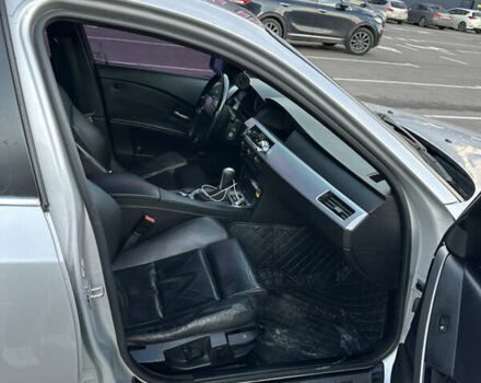 Серый БМВ 5 Серия, объемом двигателя 3 л и пробегом 317 тыс. км за 7800 $, фото 2 на Automoto.ua