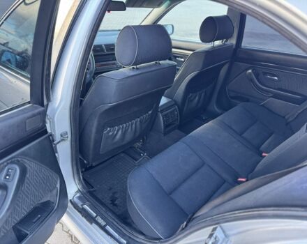 Сірий БМВ 5 Серія, об'ємом двигуна 2 л та пробігом 334 тис. км за 2650 $, фото 15 на Automoto.ua